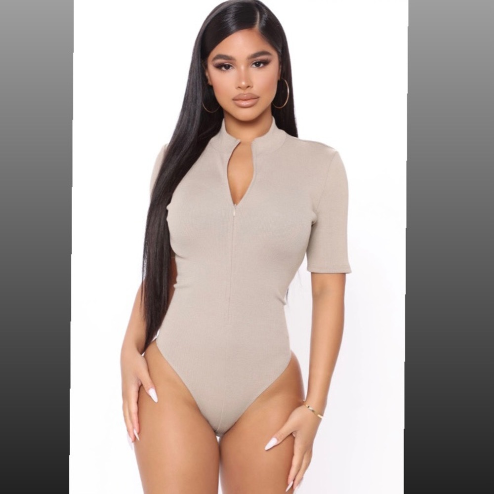 Chic Nude Bodysuit NWT Fashion Nova Brand